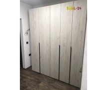 Комплект розпашних шаф Сота